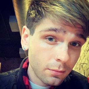 Meet your Posher, Justin